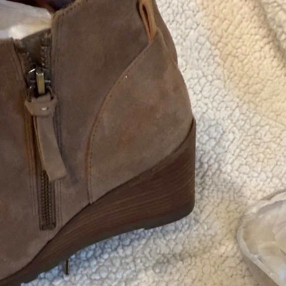 Dr Scholls wedge Ankle Boots nwot - Picture 7 of 13